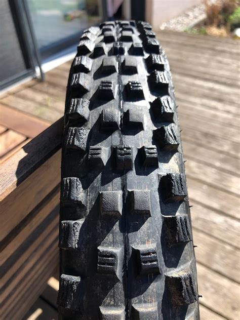 Magic Mary 29x2.6 vs Other Mountain Bike Tires: A Comparison